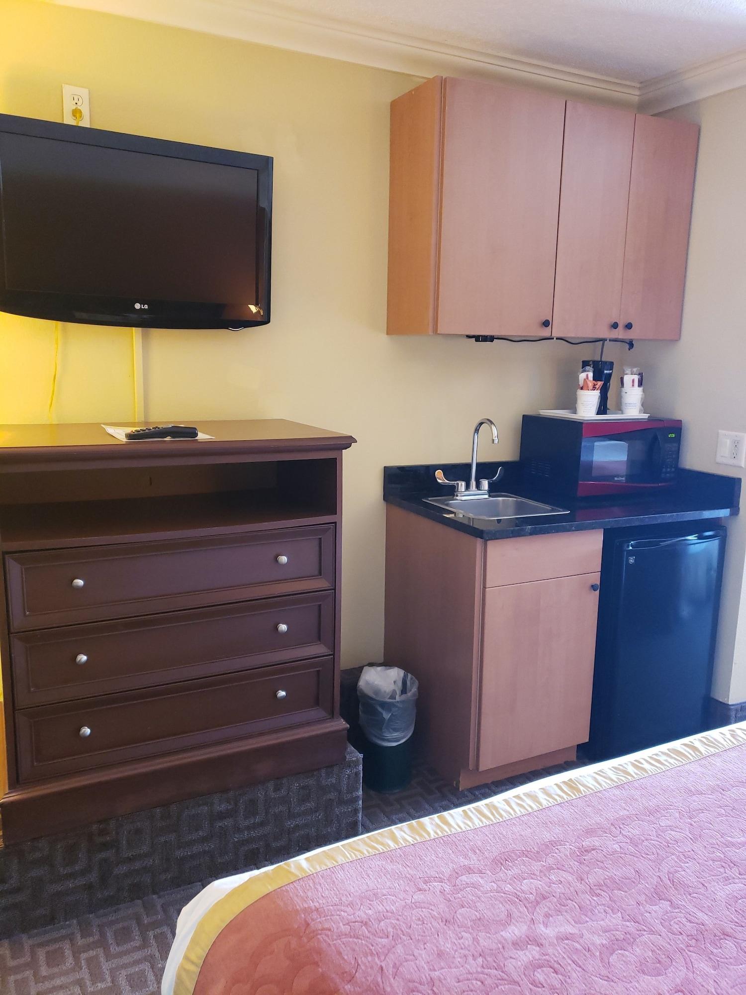 Days Inn By Wyndham Kissimmee West Экстерьер фото